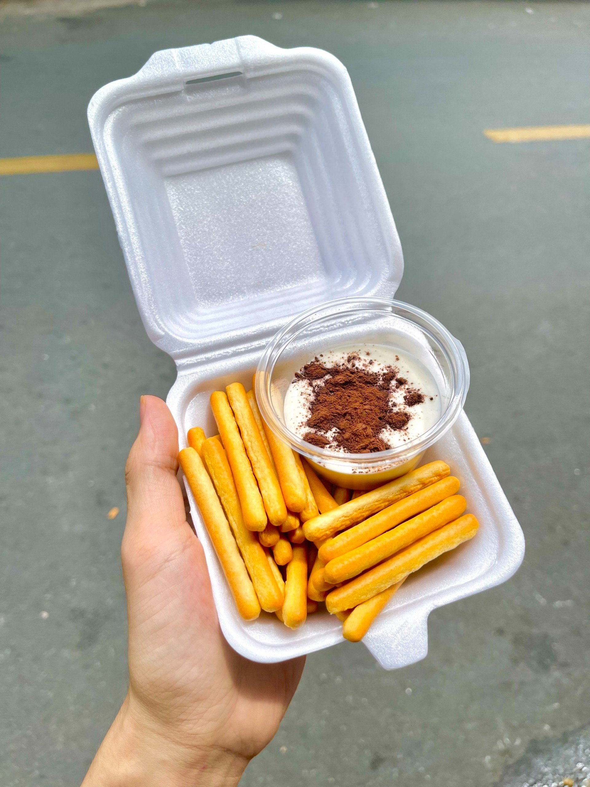 Bánh que bơ sốt cacao